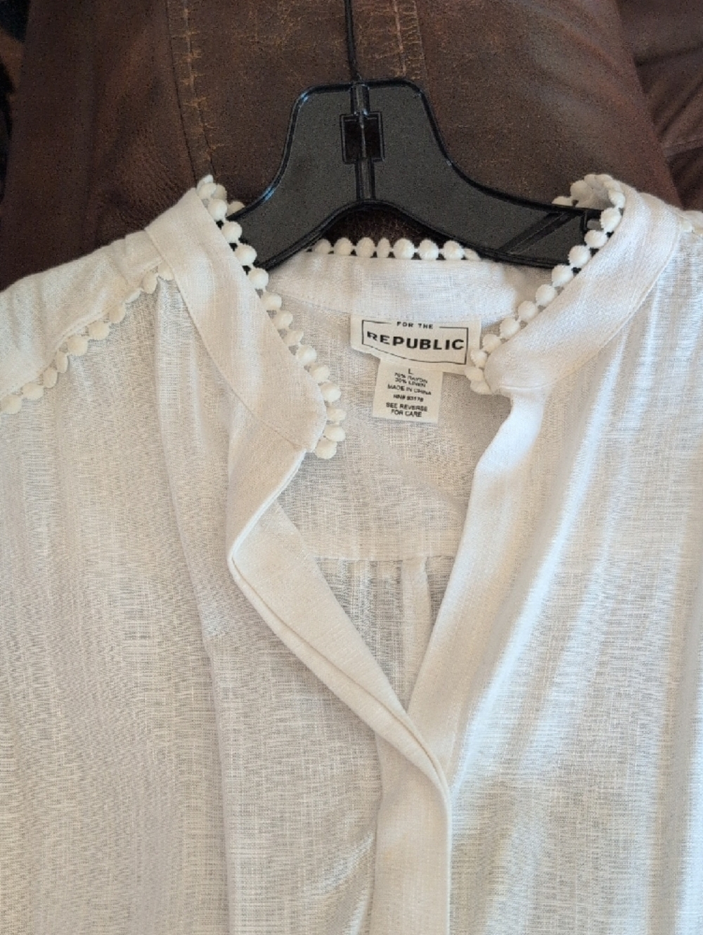For The Republic White Sleeveless Draped Tunic Top - Picture 4 of 4